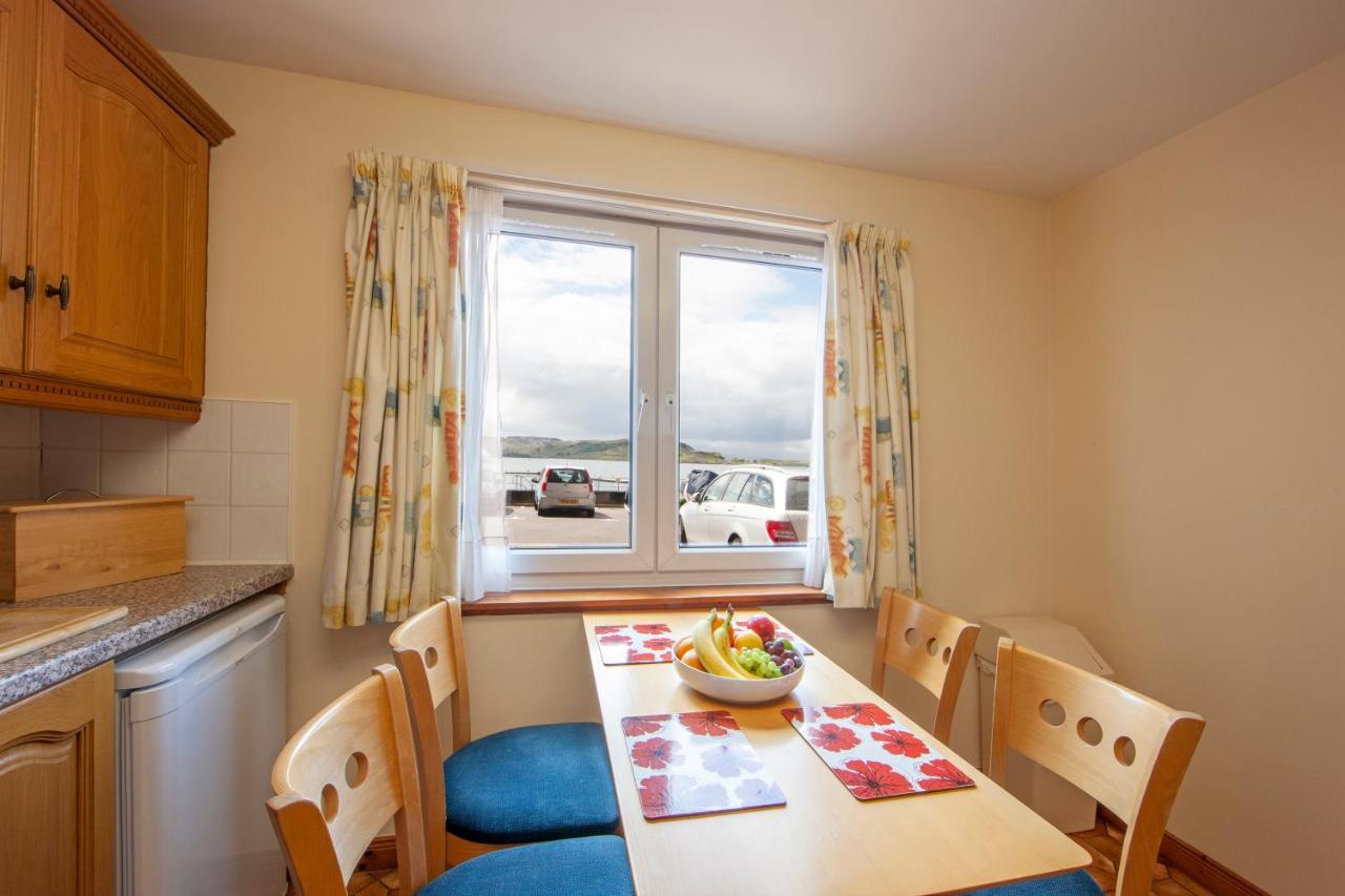 אובאן Esplanade Court Holiday Apartments מראה חיצוני תמונה