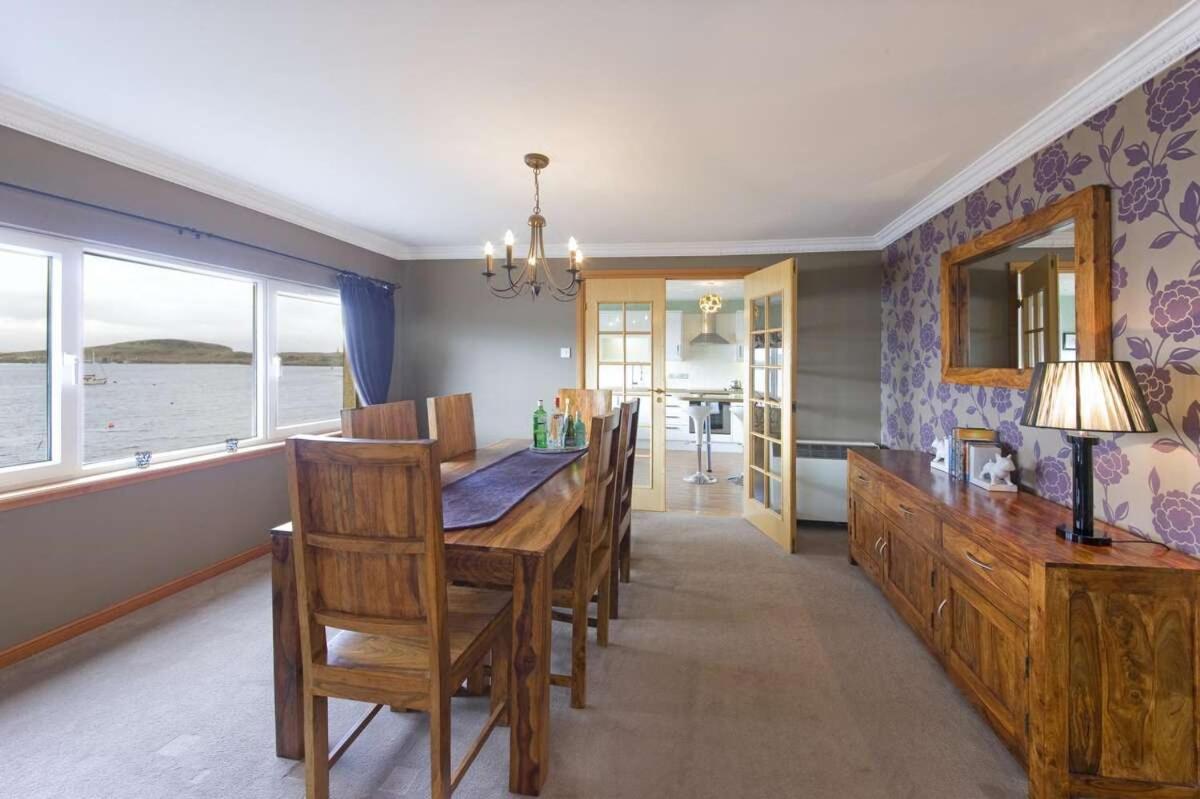 אובאן Esplanade Court Holiday Apartments מראה חיצוני תמונה